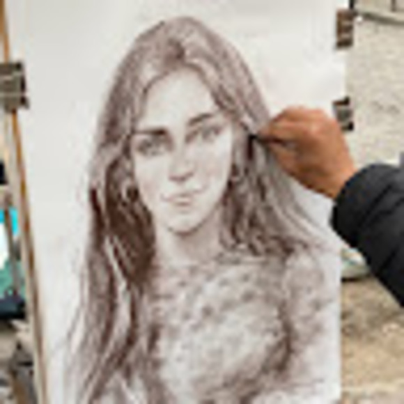 Meet your Posher, Bianca - Picture 1 of 1